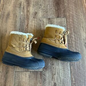 Nautica Tan and Black Kids Snow Boots